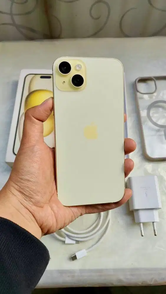 iphone 15 plus 128 ibox lengkap mulus normal ttbt