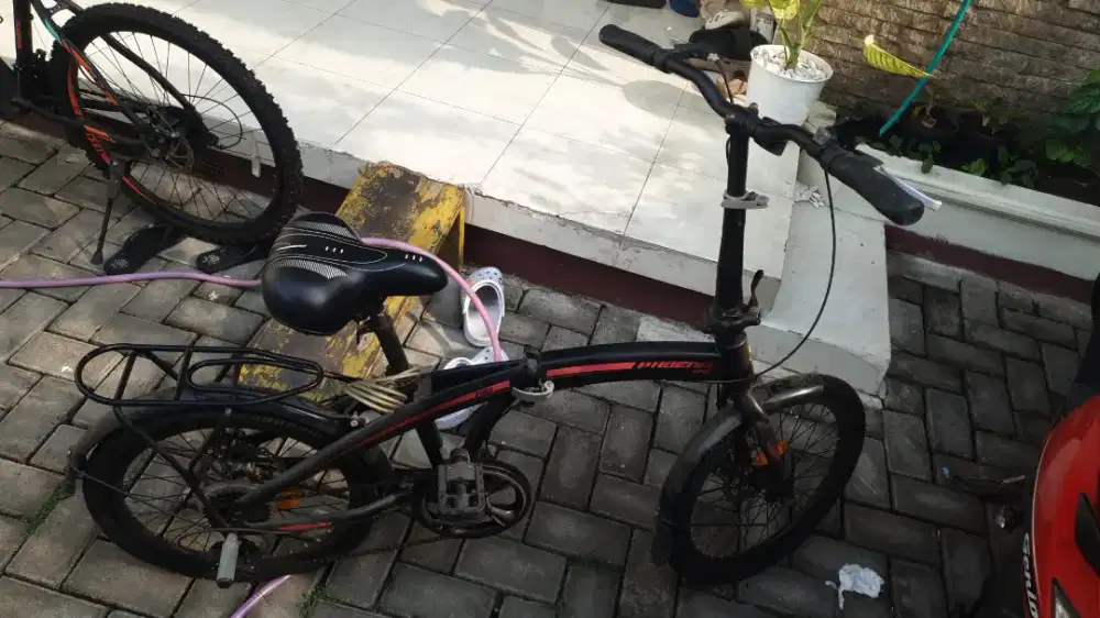 Sepeda Lipat Phoenix 20 Inch – Kondisi Bagus,