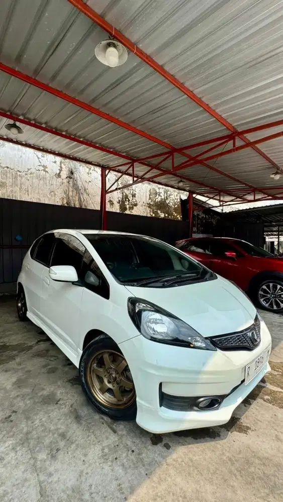Jazz RS Manual Putih 2013 ISTIMEWA