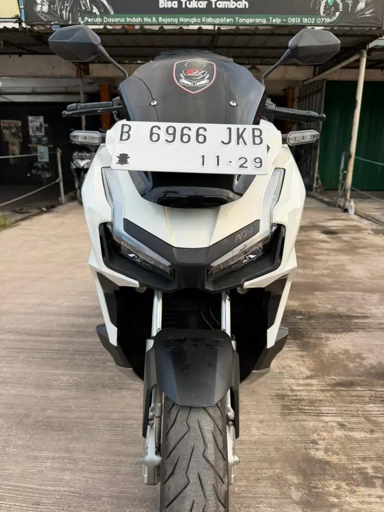 Honda Adv cbs pajak hidup