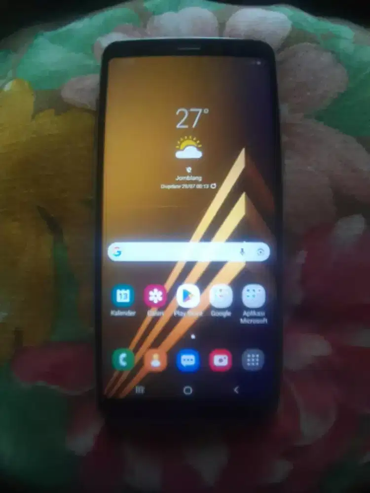 SamsungA530:Suport-NFC&SamsungPay,Layar5,6inciFullHD+,KameraDepanGanda