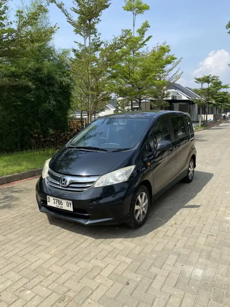 DP 5 JT | HONDA FREED SD 2012 MATIC