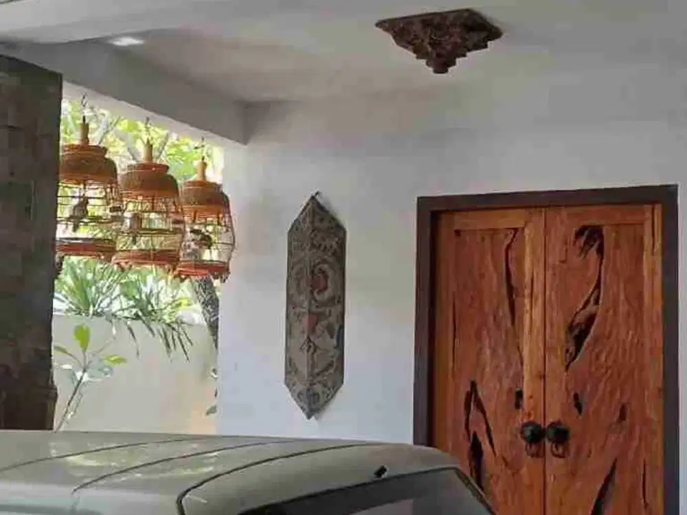 Rumah Berkelas 150M2 Struktur 2Lt Tk Petanu Panjer Dkt Kampus, Kuliner