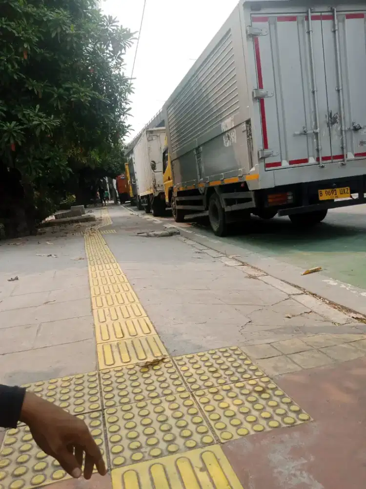Nyari kerja driver pengalaman colt diesel engkel long.