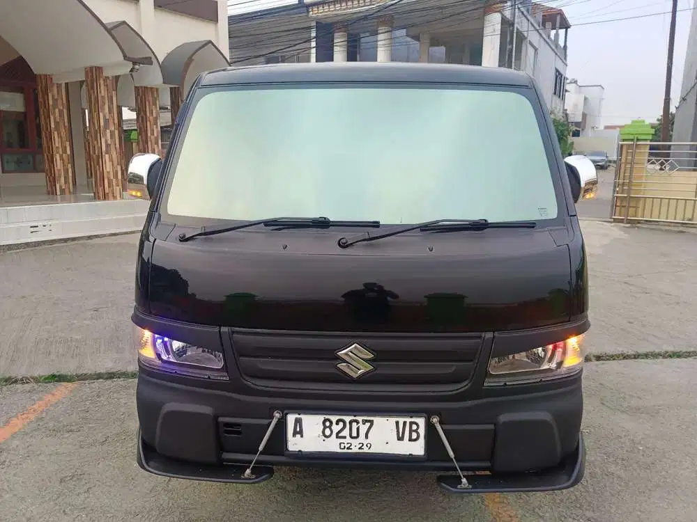 Suzuki Carry 2024 Bensin