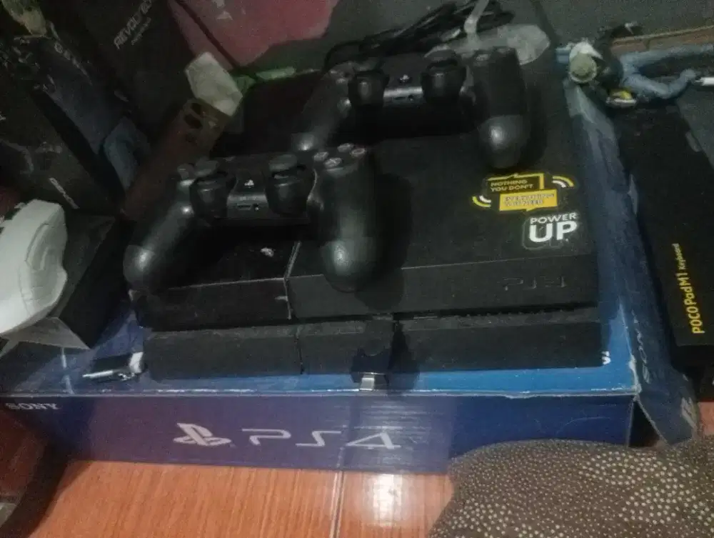 Play station 4 bekas