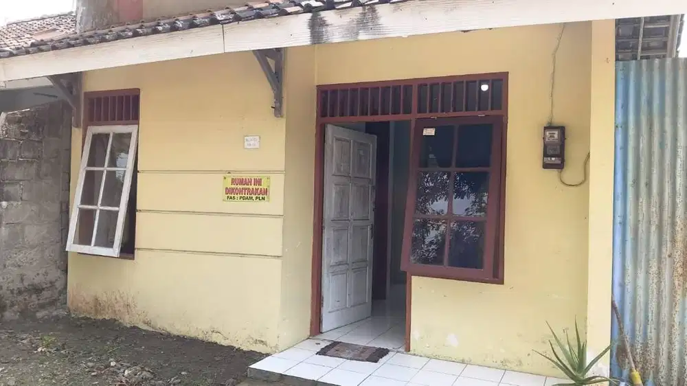 Disewakan / Dikontrakkan Rumah Murah Dekat Kampus Mercu Buana Sedayu