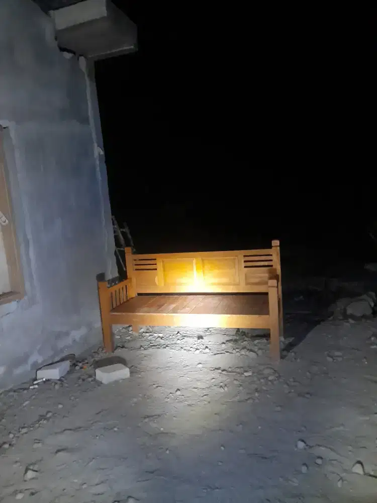 BISMILLAHH JUAL SANTAI KURSI FULLI KAYU JATI MASIH BAGUS CEK SEPUASNYA