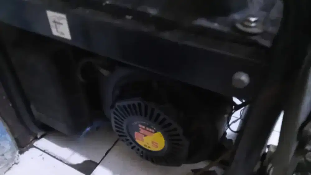 Di beli barang bekas nya dengan harga yang cukup tinggi