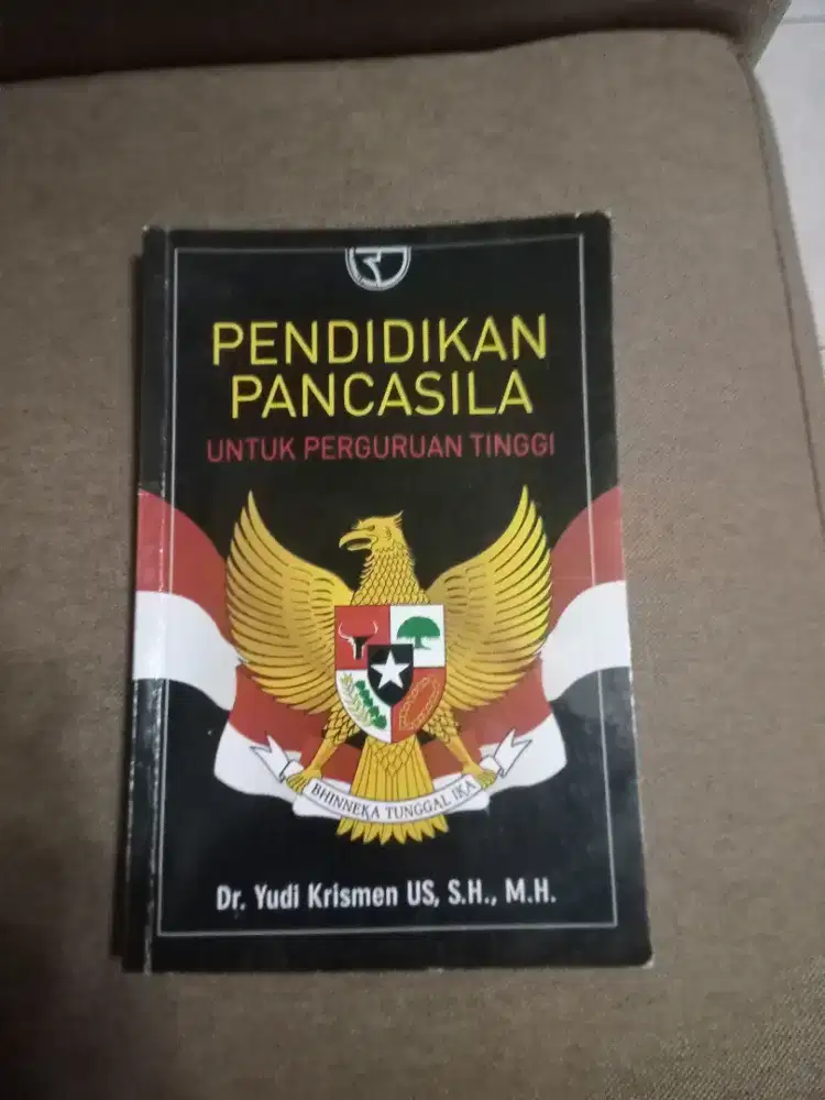 Buku Pendidikan Pancasila Dr. Yudi Krismen