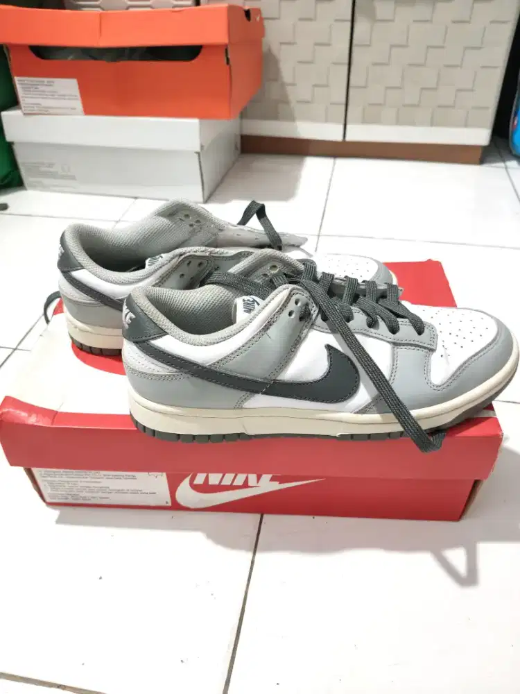 Sepatu nike dunk