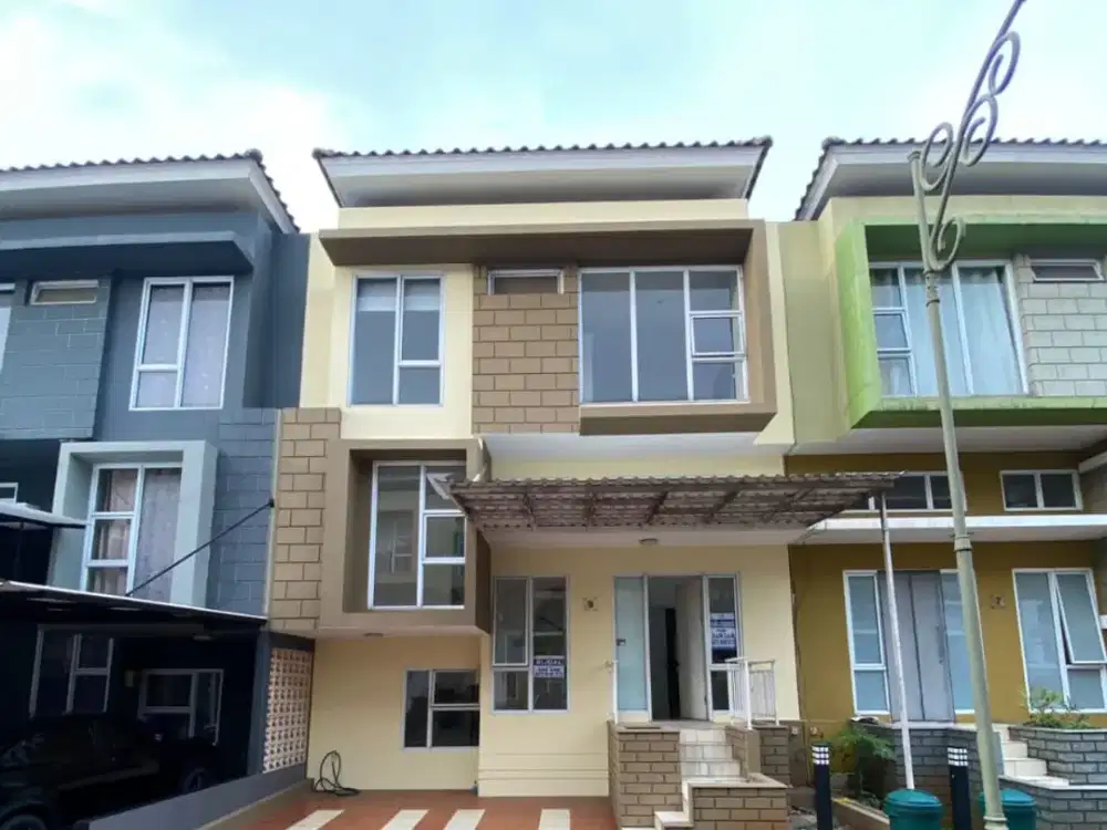 Dijual Rumah Split Level Di Cluster Atlanta  Gading Serpong