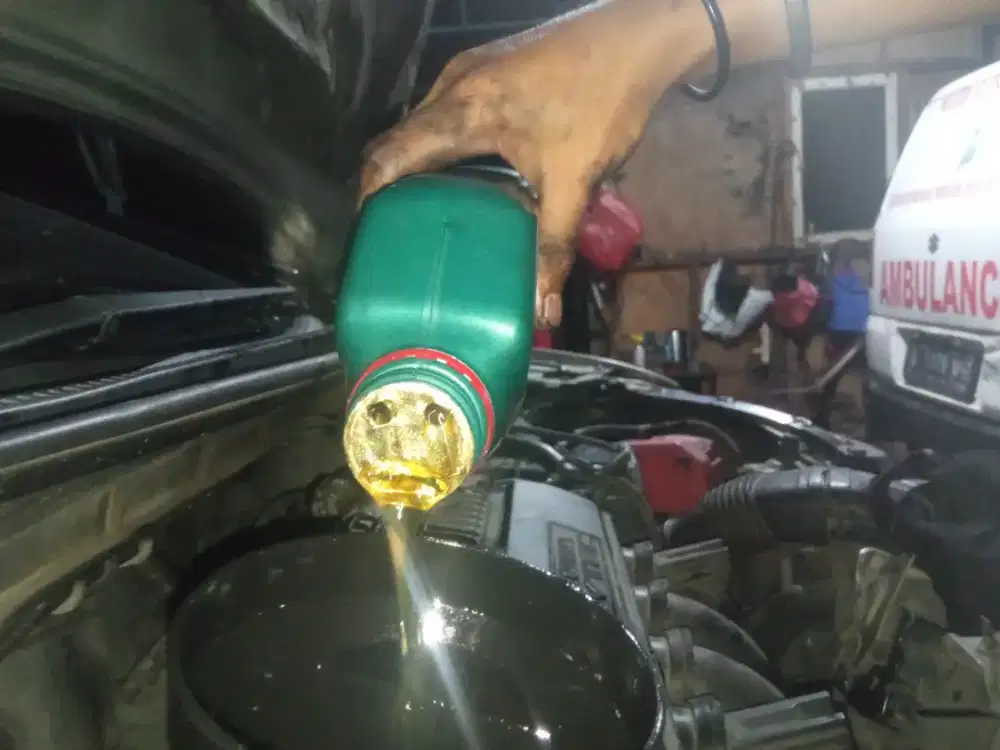 Bismillah cari pekerjaan mekanikal bengkel mobil