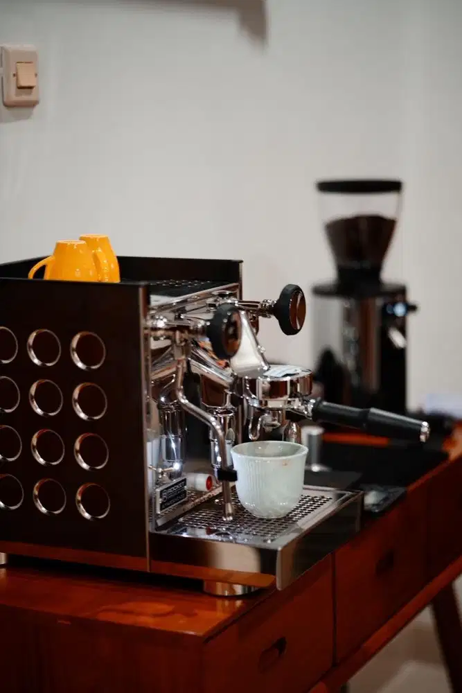 Mesin kopi rocket appartamento tca
