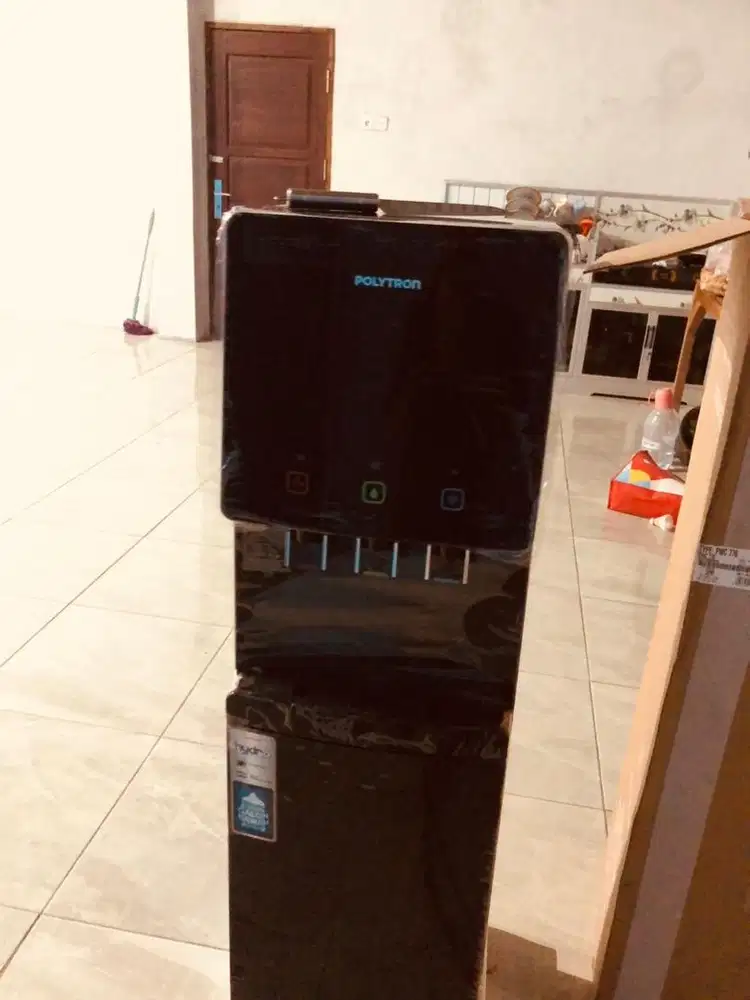 Dispenser Polytron pwc 776 galon bawah