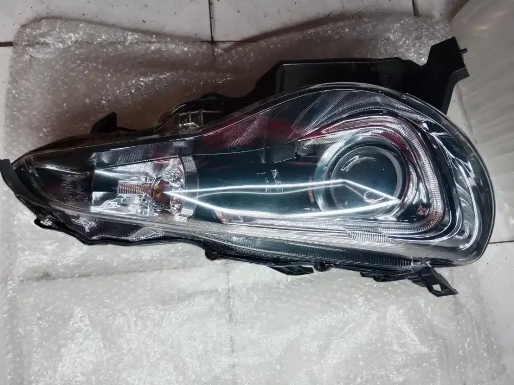 Headlamp SUBARU BRZ / TOYOTA FT 86 RH KANAN