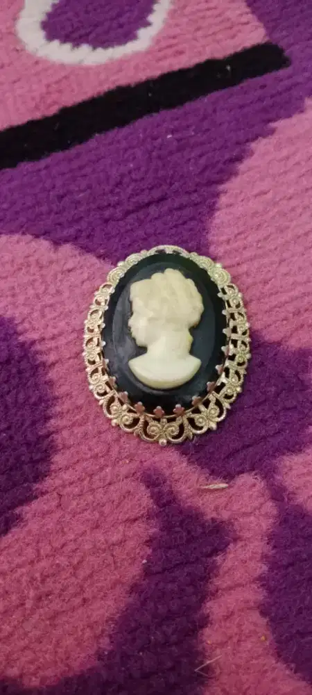 Cameo Broosh Vintage