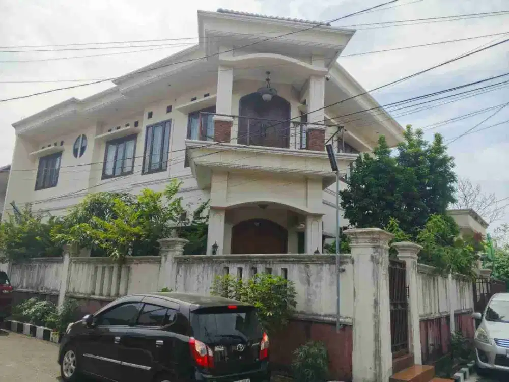 Rumah Premium diKomplek Premium Taman Buaran Indah Jakarta Timur
