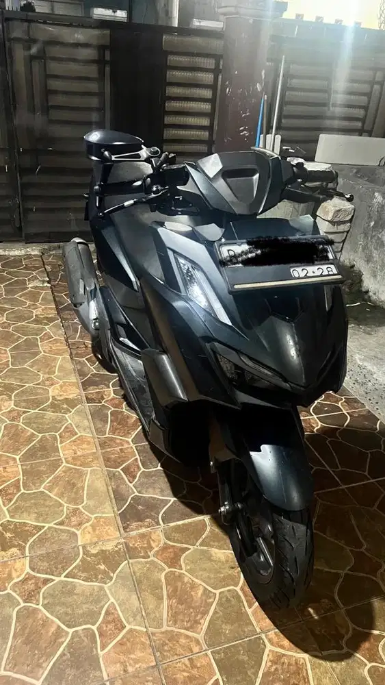 Vario 160 CBS tahun 2023 hitam terawat