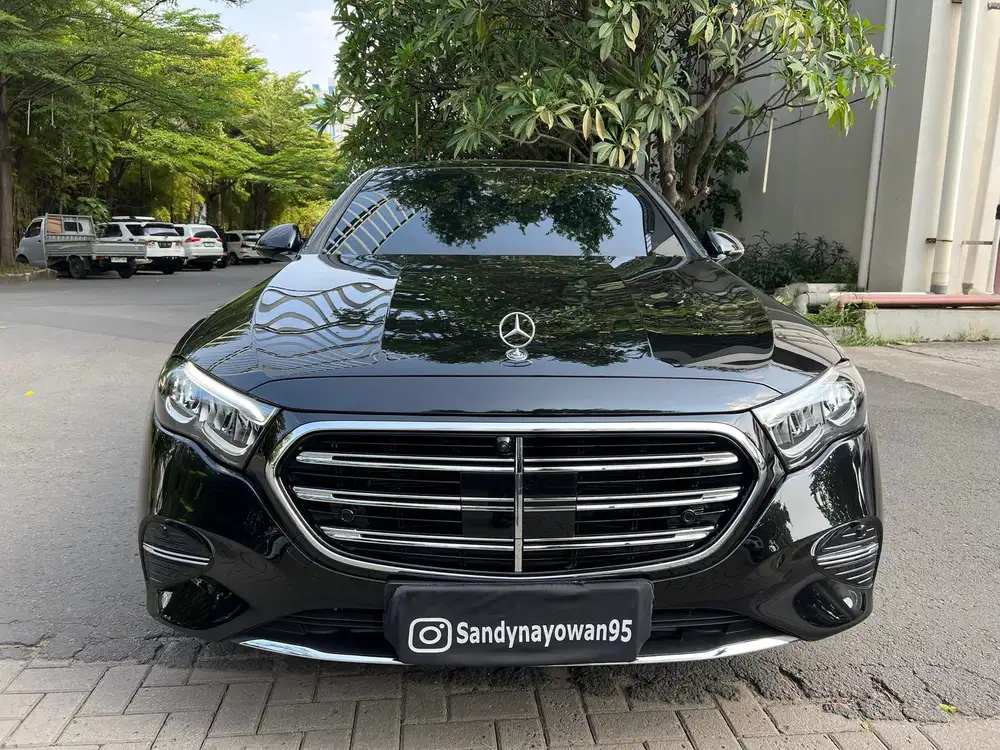 KM.2.000 PERFECT E200 EXCLUSIVE 2025/2026 MERCEDES BENZ E 200 TDP150JT