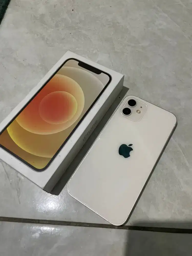 iPhone 12 64 White