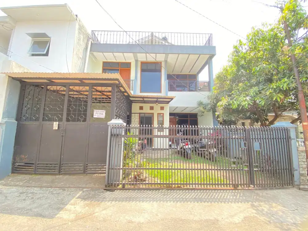TURUN HARGA KOST 16 PINTU DI DAGO DEKAT ITB EDISI KEPEPET, LOKASI EMAS JARANG ADA, NEGO!