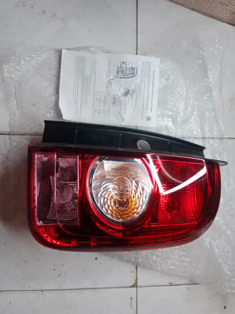 STOPLAMP  RENAULT DUSTER 2010-2017 RH KANAN