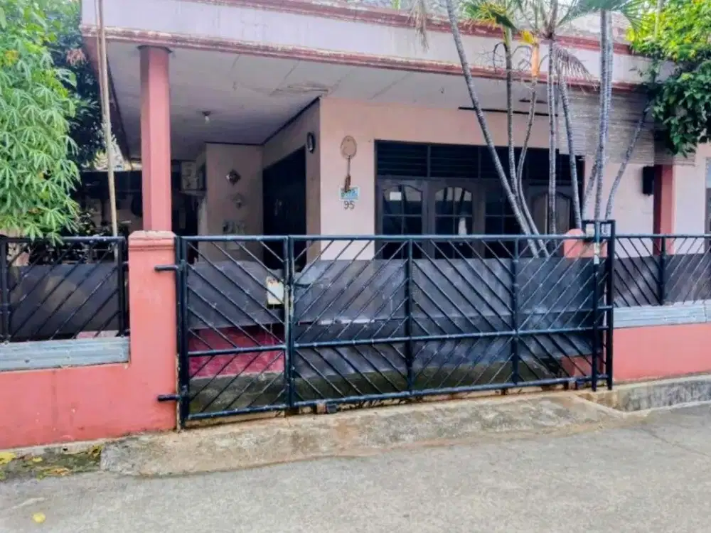 Di Jual Rumah Bangunan Lama 2 Lantai Jakasampurna Bekasi Barat