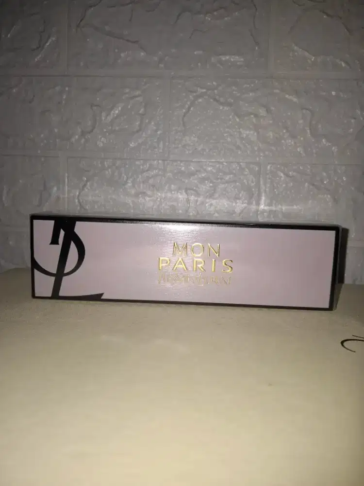 YSL MON PARIS TRAVEL EDITION