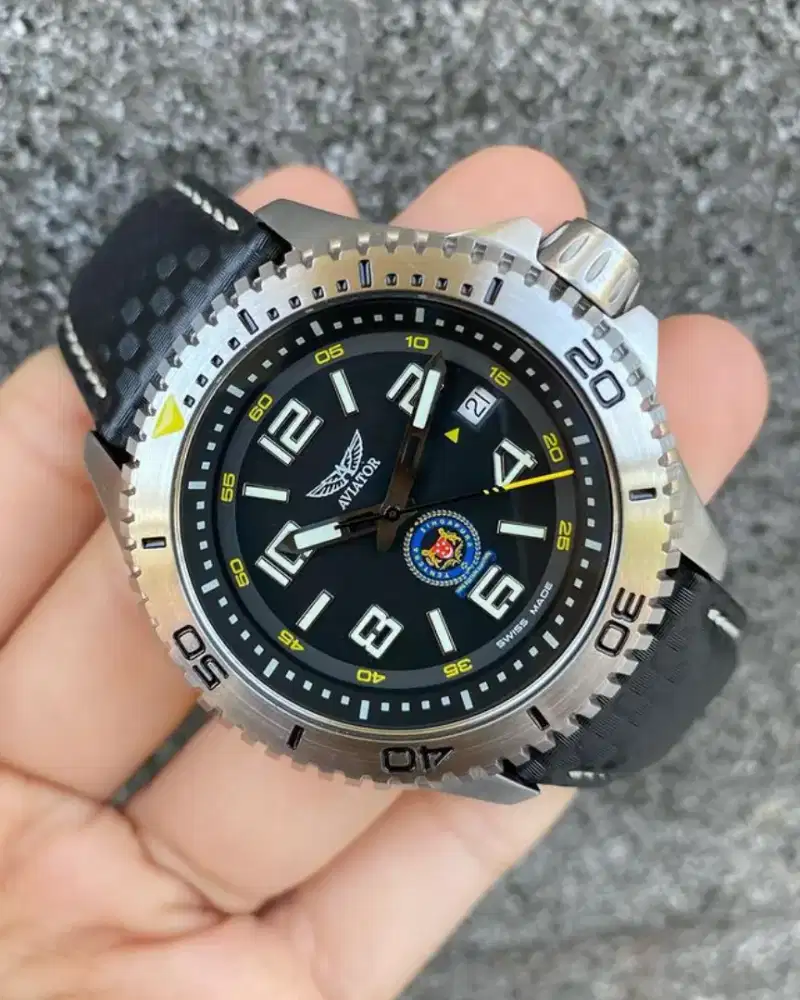 Jam aviator original not hamilton