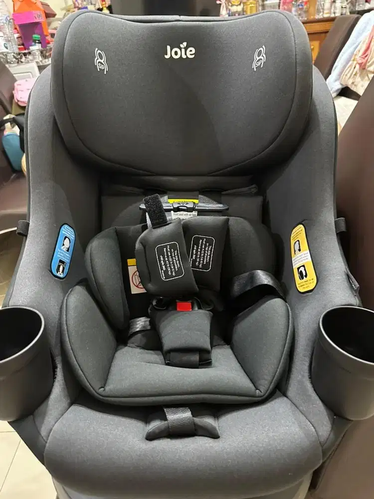 Preloved Joie Chili Spin 360 Car Seat Like New
