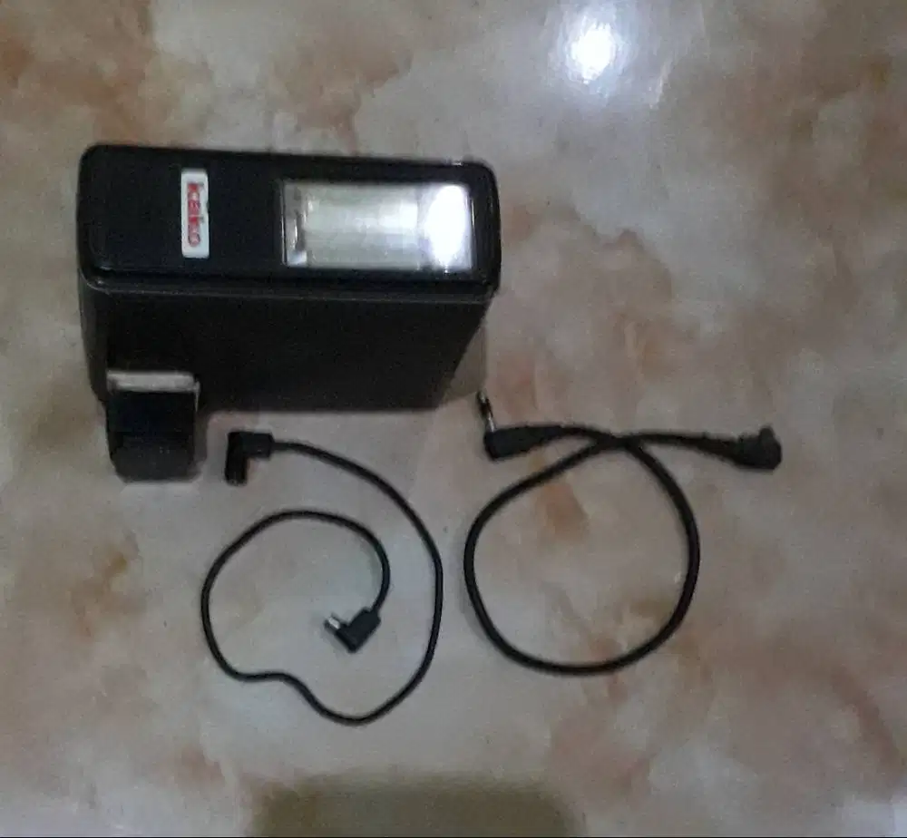 Lampu Blitz Kamera Analog