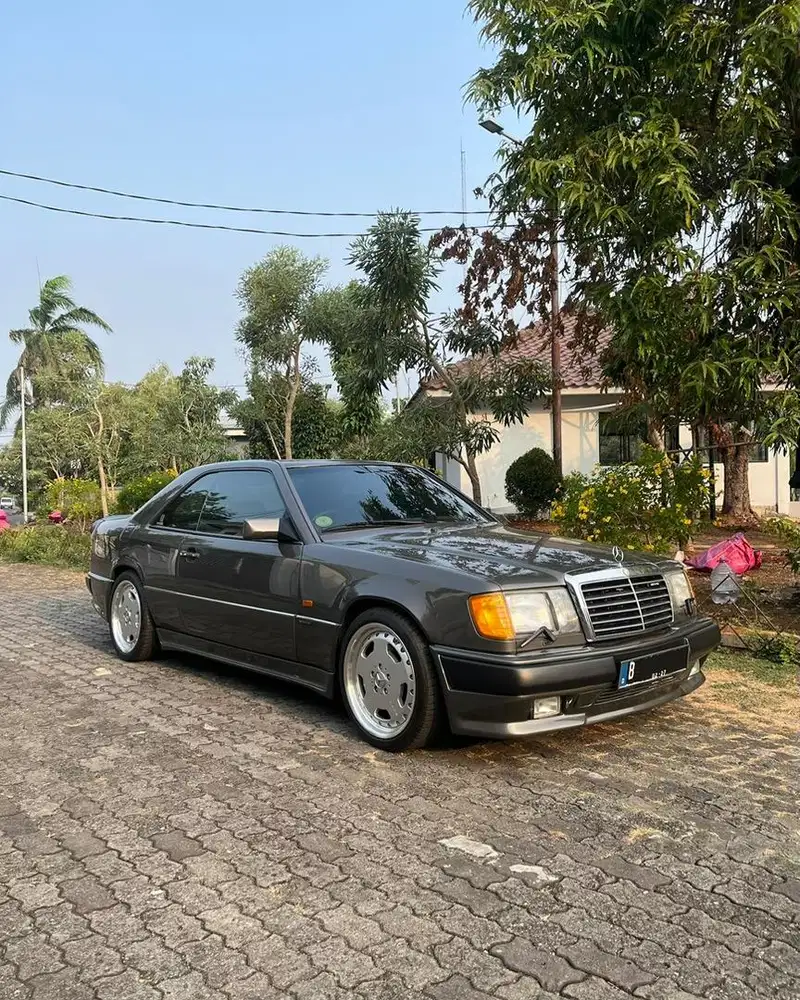 Mercedes 300CE AMG Coupe C124