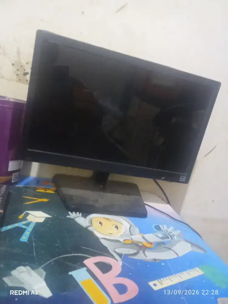 Monitor buat komputer