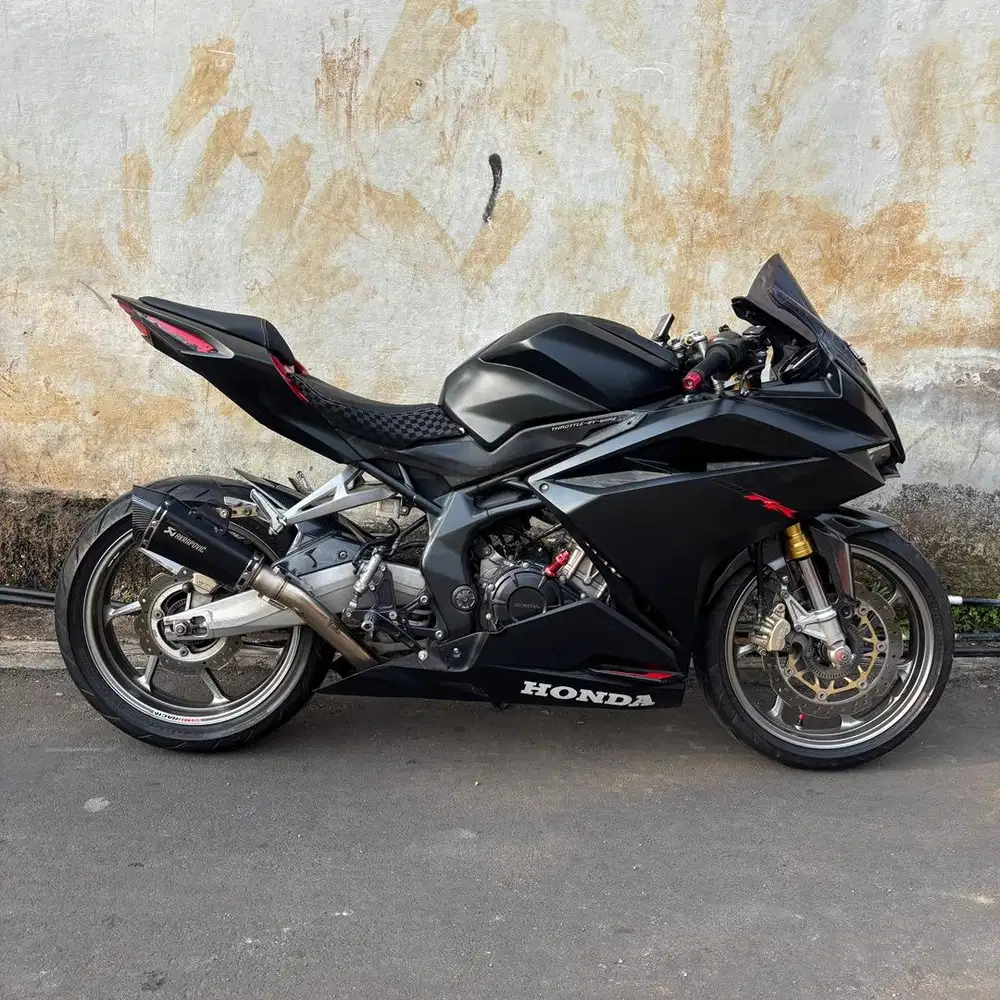 CBR 250 RR ABS PLAT D