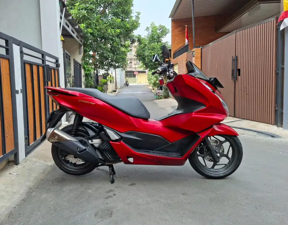 Honda PCX 160 ABS ISS (Tipe Tertinggi) MULUSSS Pajak Panjang