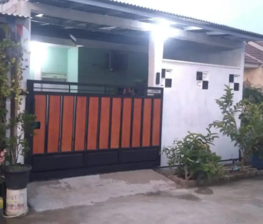 Disewakan rumah pertahun