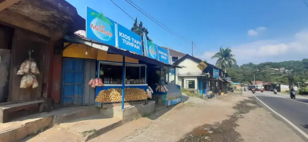RUMAH DAN TEMPAT USAHA STRATEGIS DEKAT EXIT TOLL PAMULIHAN - CISUMDAWU