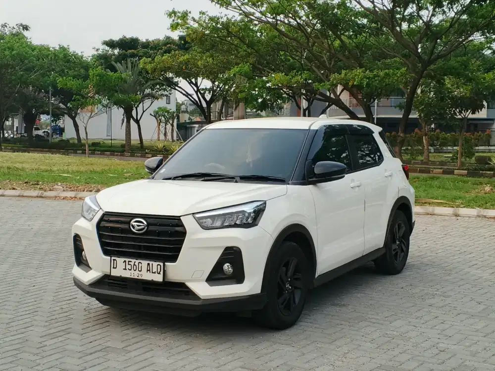 Rocky X 1.2 CVT 2024 istimewa