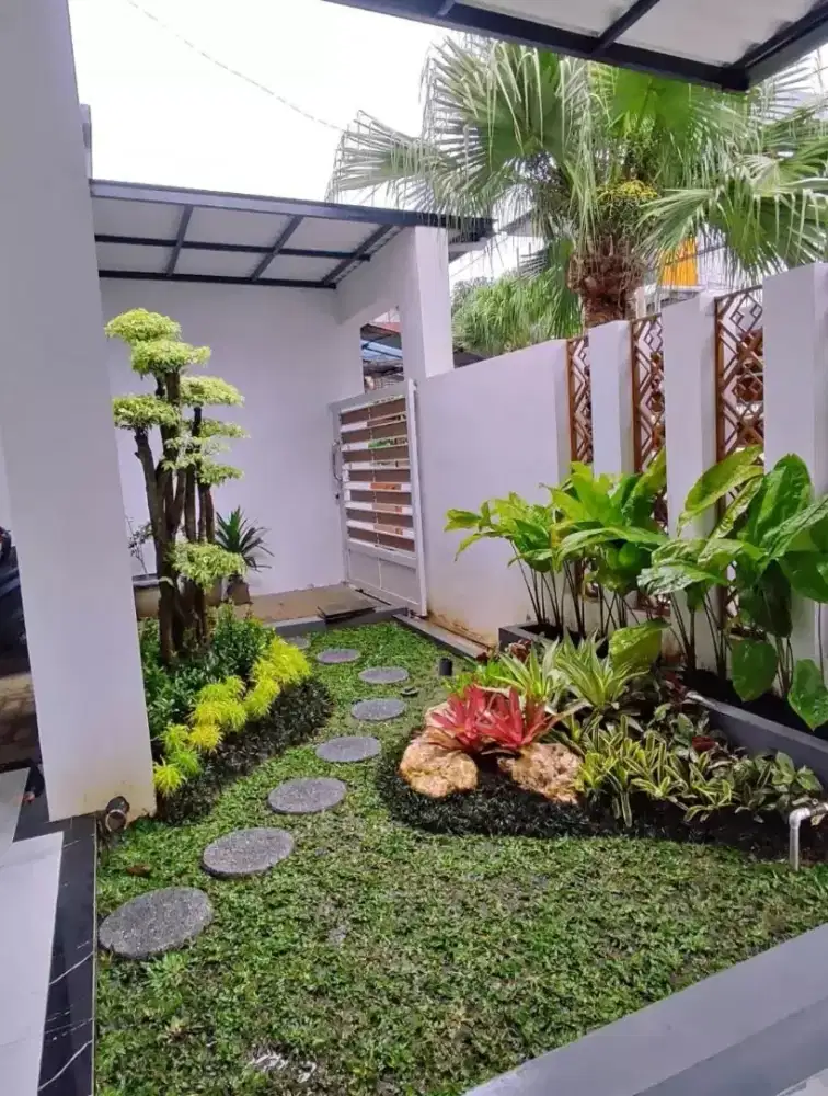 Taman dan kolam ikan koi