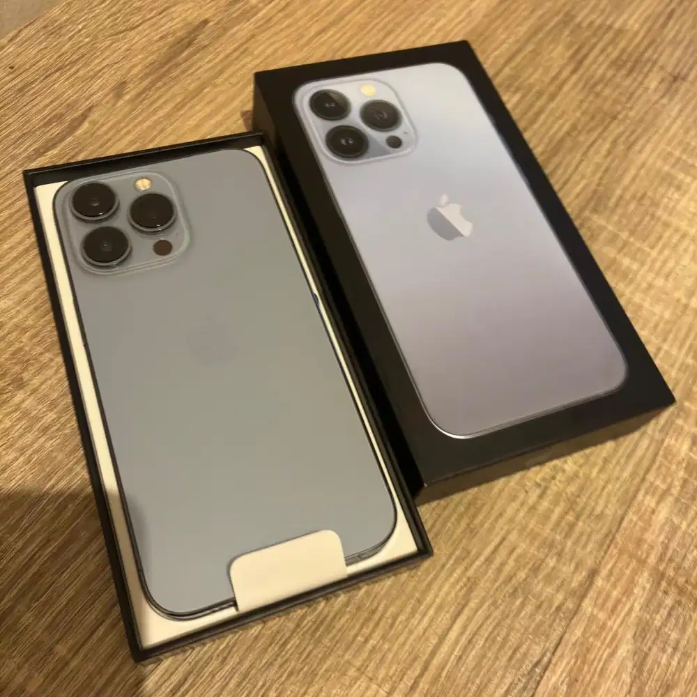 Iphone 13 pro 256gb fullset beacukai mulus no minus like ibox 12 14 15