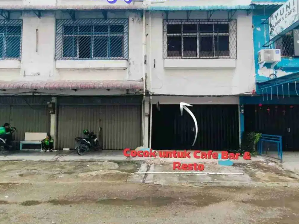 Disewakan Ruko 3 Lantai Kampung Bule Nagoya Batam Cocok untuk Usaha Cafe Bar Resto