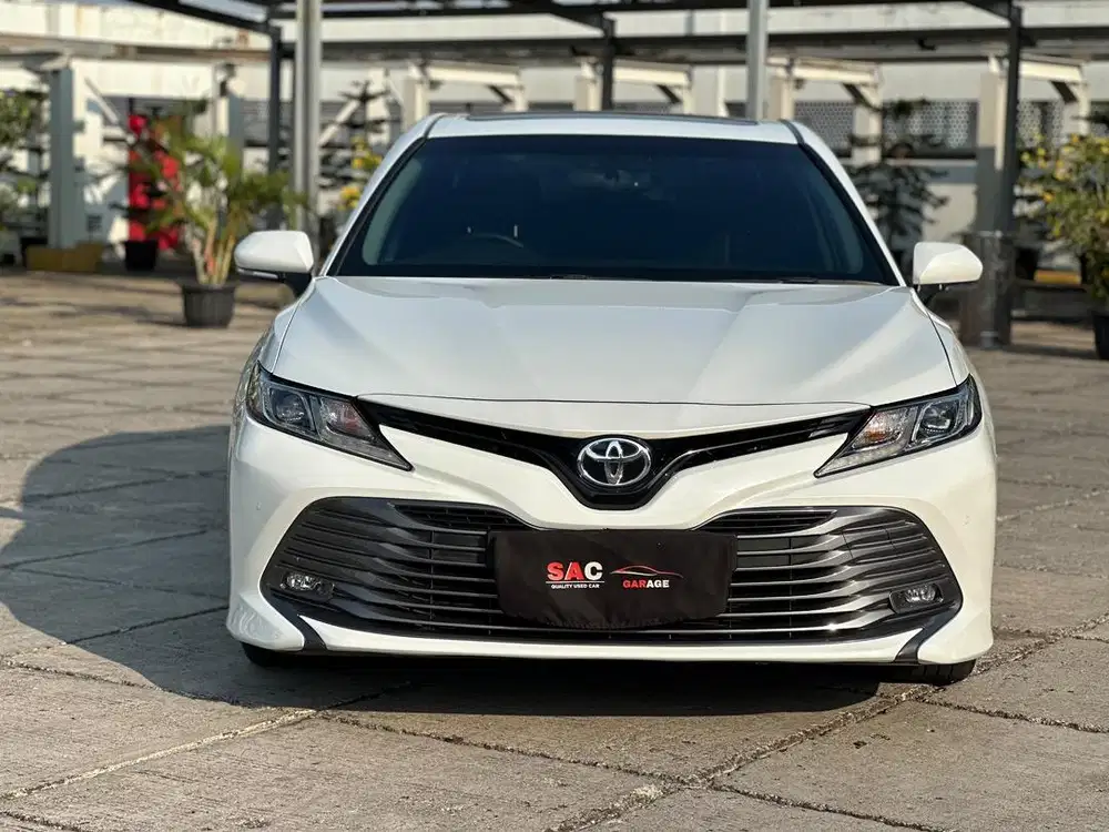 TOYOTA CAMRY V 2.5 AT 2020