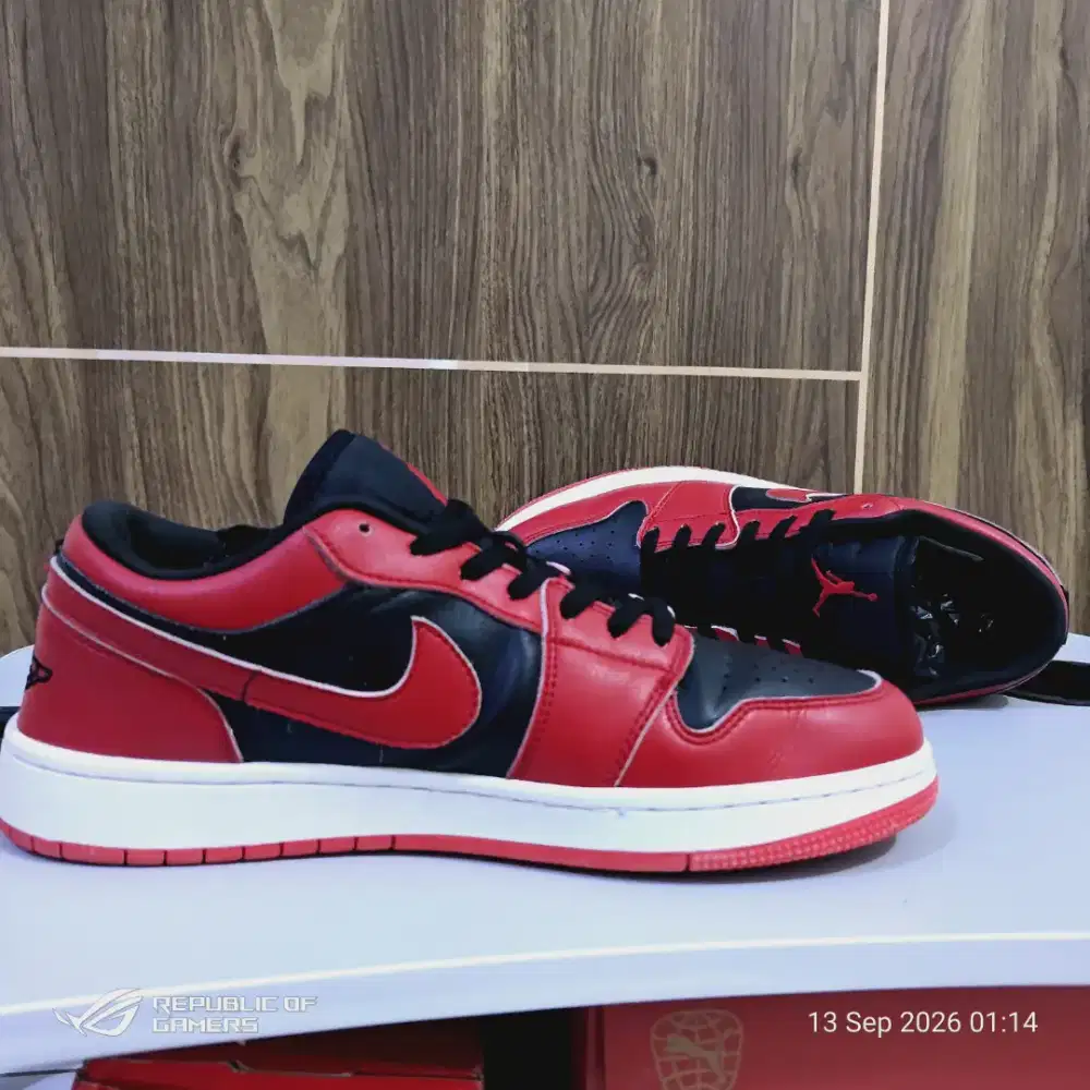SEPATU Air jordan