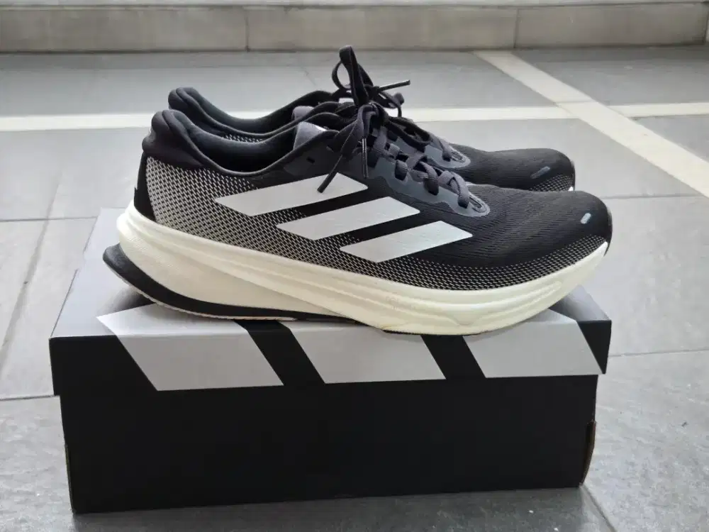Sepatu Adidas Running Supernova Rise 2 M size 43 (27.5 cm)