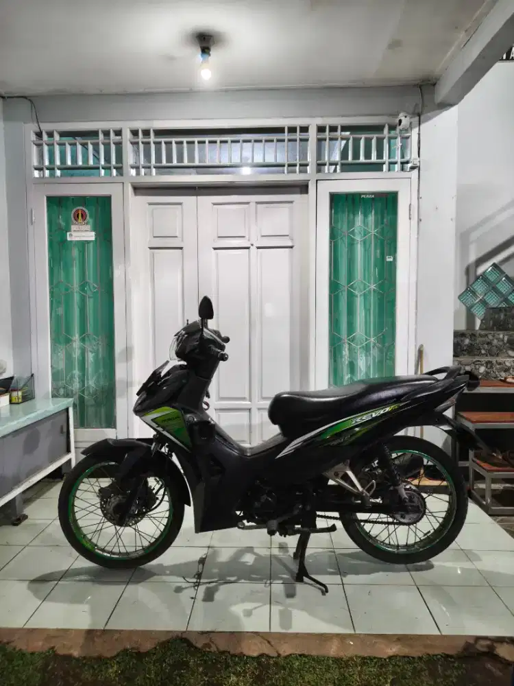Jual butuh, Revo fit (siapa cepat, dia dapat)