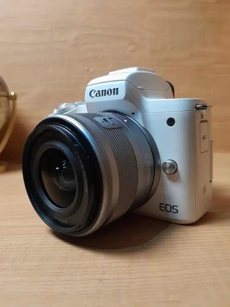 CANON EOS M50 KIT 15 45 MULUS BERGARANSI