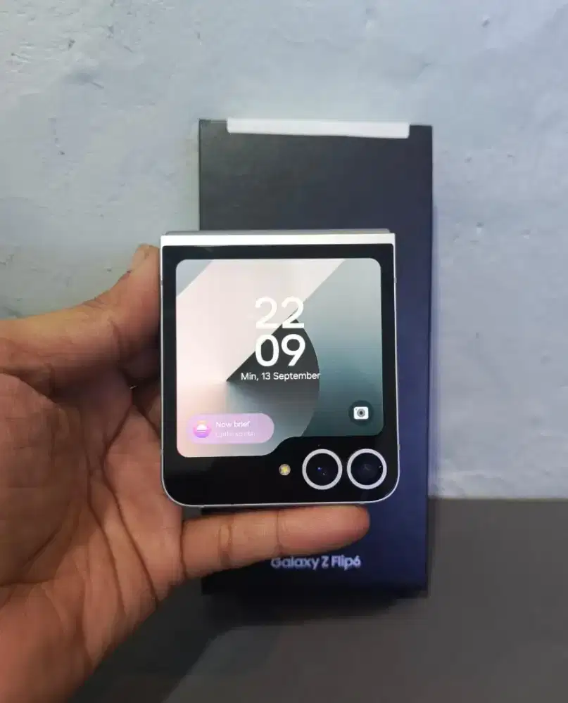 SAMSUNG Z FLIP 6 5G RAM 12/256GB ORIGINAL SEIN MULUS NORMAL