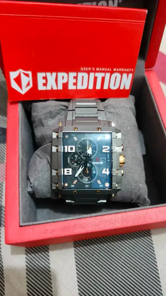 Jam expedition E6757M