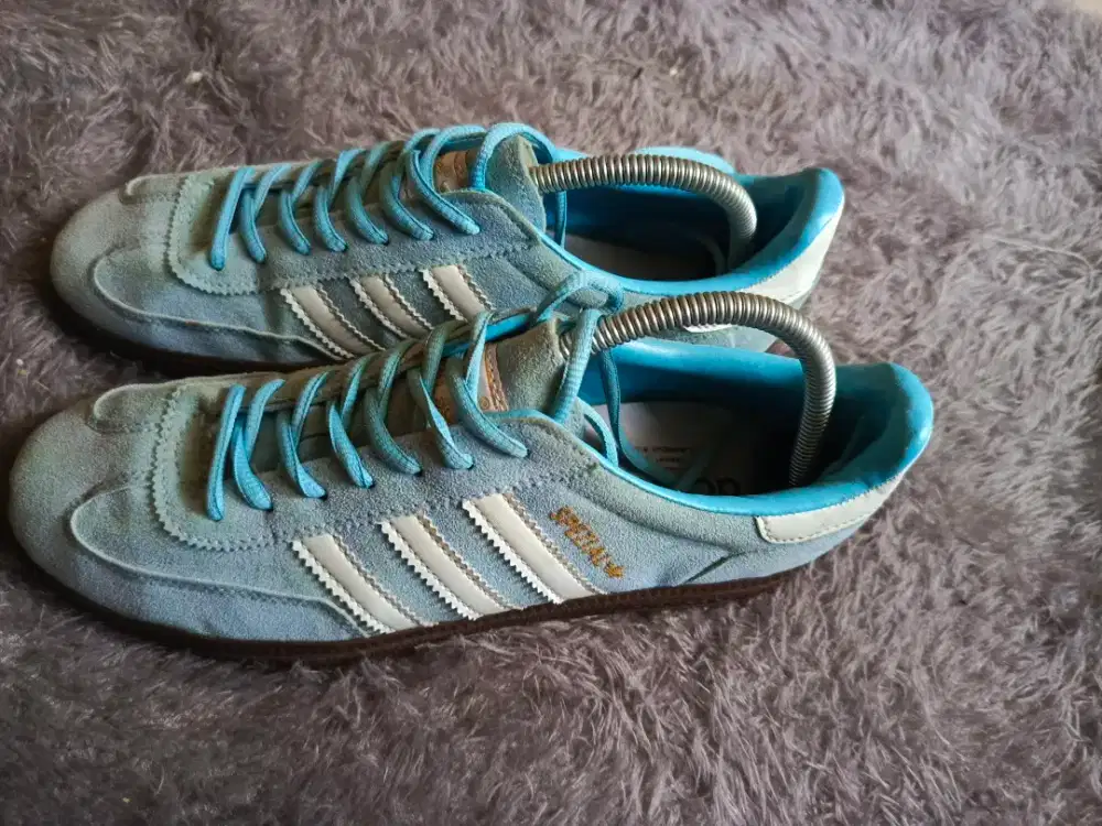 Sepatu adidas & puma